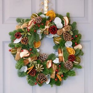 Holiday Decorations for your Harrisonburg Apartment